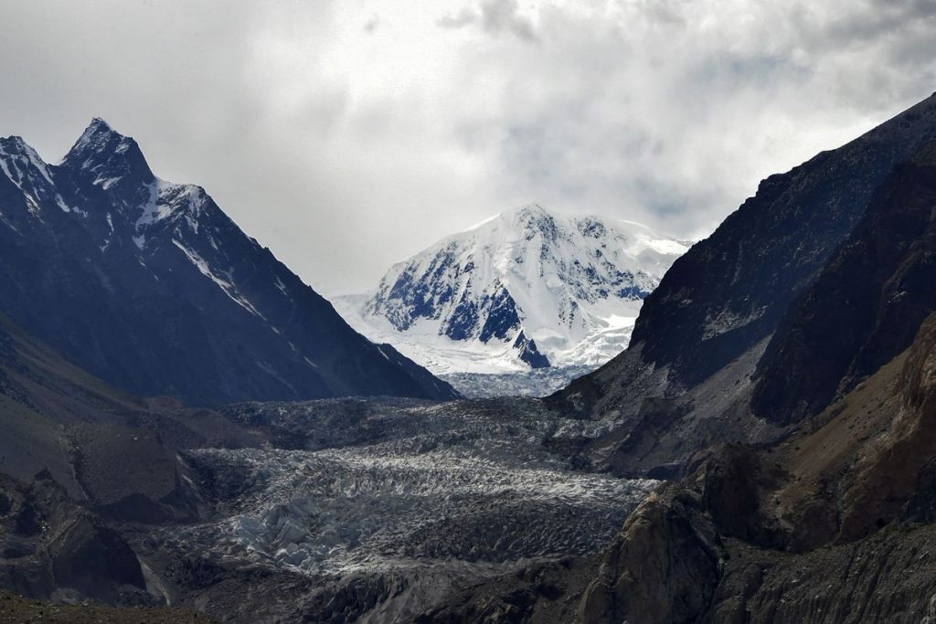 foto A glacier in northern Pakistan