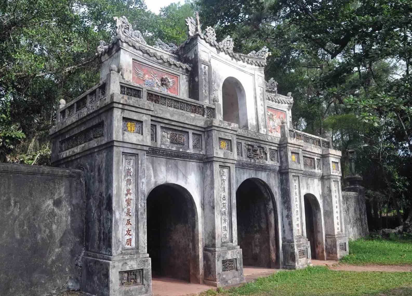 De Tu Hieu Pagoda in de stad Hue (Vietnam), waar Thich Nhat Hanh als jonge monnik geconfronteerd werd met de Franse koloniale bezetting.