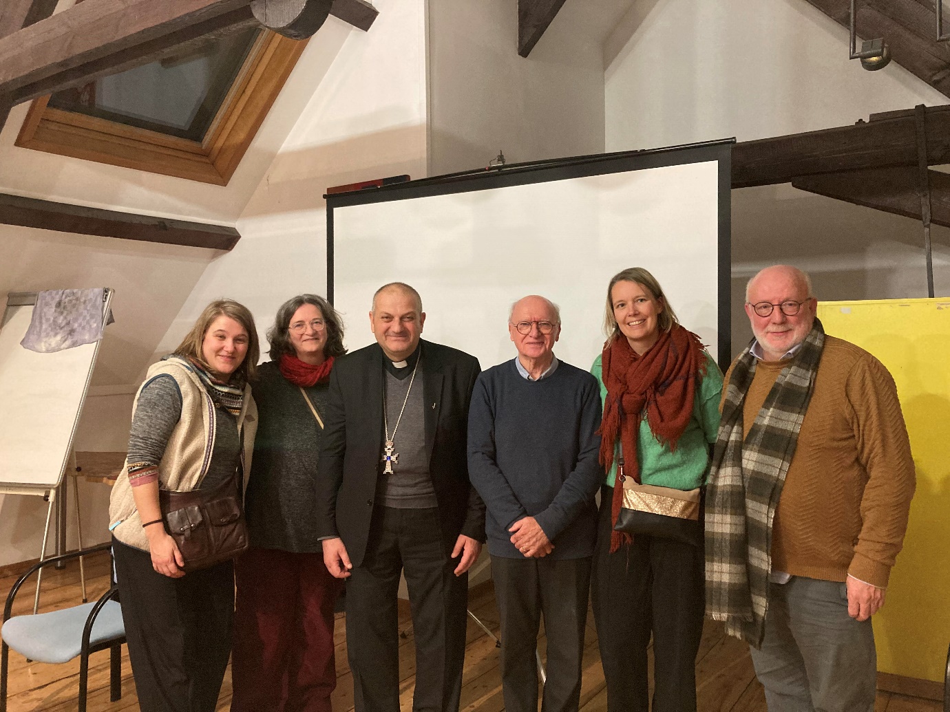 Op vrijdag 1 december 2023 was een delegatie van CIMIC te gast op een besloten ontmoeting met Jacques Mourad, georganiseerd door de Vrienden van Mar Moussa, bij de kapucijnen in Antwerpen (foto: Lieve Adam).